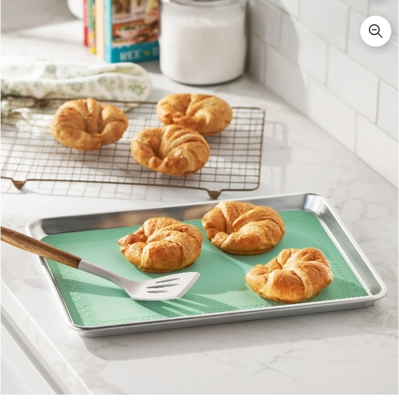 PW Aluminum Sheet Pan Set with Wire Rack & Silicone Baking Mat